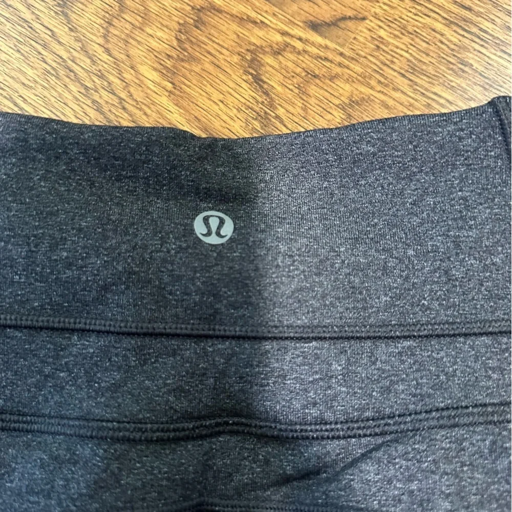 Lululemon Athletica Charcoal wide legs  Pants size 10 relaxed